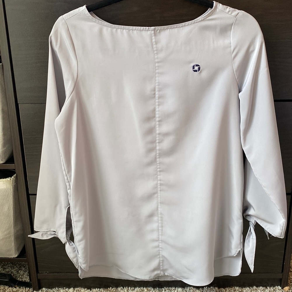 Chase Bank 3/4 sleeve blouse